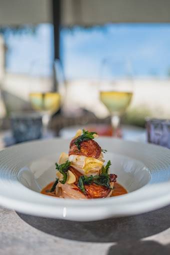 restaurant materiaux ecologiques renovation chateaux hotel gastronomie arveyres libourne